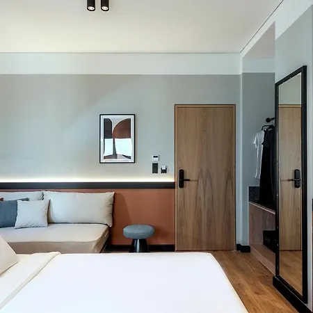 Thirtynine Urban Aparthotel 4*