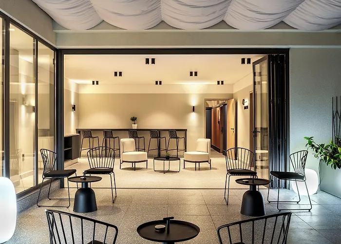 Thirtynine Urban Apart Otel 4*